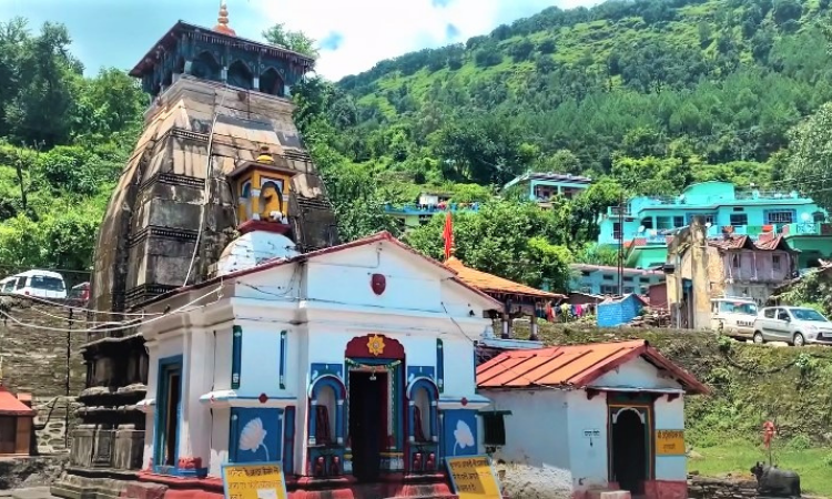 Vishwanath Temple Guptkashi