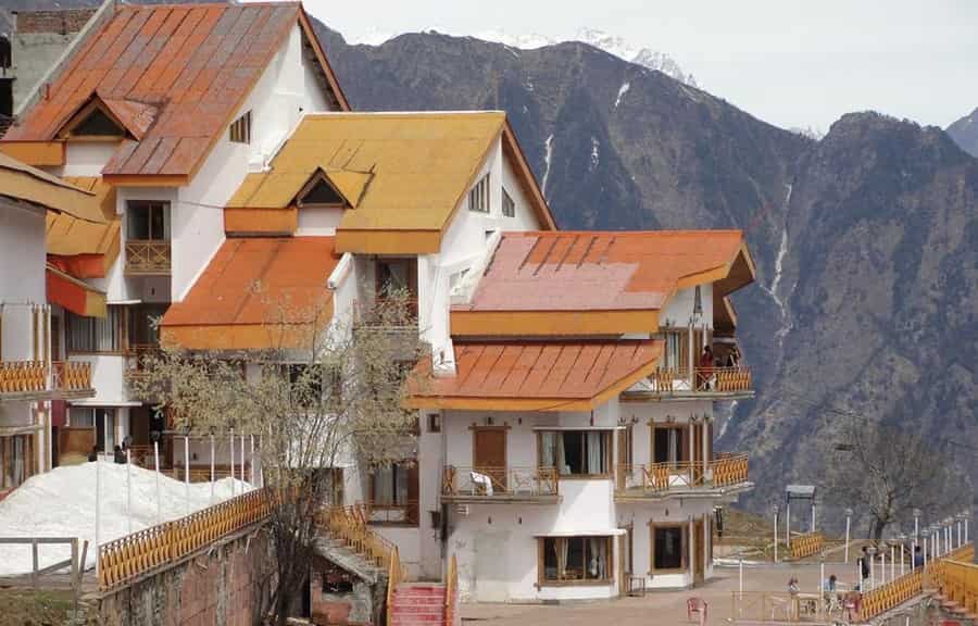 Clifftop Club, Joshimath